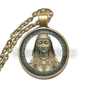 DANU Necklace, Celtic, Mother Goddess, Tuatha Dé Danann, Fertility, Wisdom, Water, Wealth, Abundance, Earth, Winds, Knowledge, Keyring