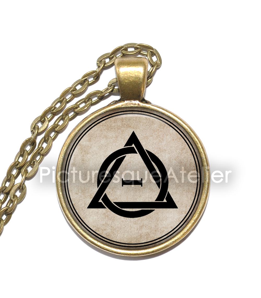 Collar/llavero con el símbolo de Therian, conexión con los animales, accesorio no humano, comunidad de Theriantropía