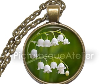 LILY of THE VALLEY Necklace/Keyring, Flower Necklace, Convallaria majalis, Flower keyring, Art Pendant, Glass Pendant, Handmade Jewelry