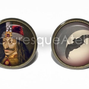 DRACULA Stud Earrings, Vlad III, Transylvania, Tepes, Count, Vampire, Bat, Bronze, Stud Earrings