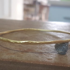 Minimalist gold bangle bracelet