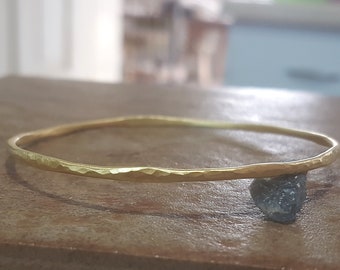 Minimalist gold bangle bracelet