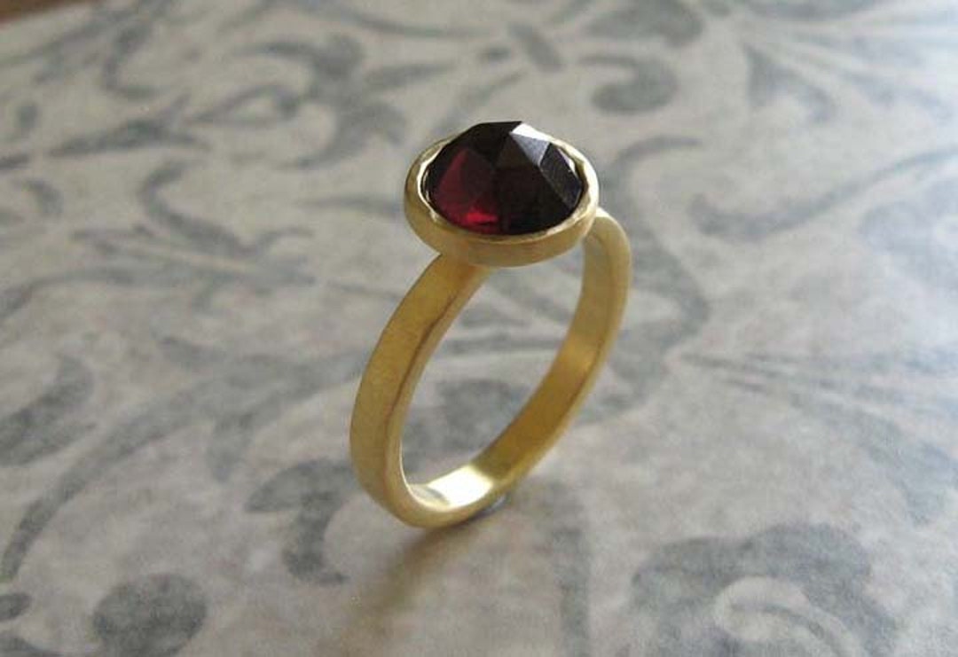 Apart Eu 14 Karat Gold Garnet Ring 14k Gold Filled Ring With