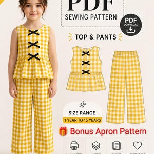 Könnte beinhalten: Ein Mädchen trägt ein gelb-weiß kariertes Oberteil und eine Hose. Das Oberteil hat schwarze Schleifenakzente und einen Schößchen. Das Bild zeigt ein PDF-Schnittmuster für Oberteil und Hose, mit einem zusätzlichen Schürzenmuster. Die Größen reichen von 1 Jahr bis 15 Jahren.