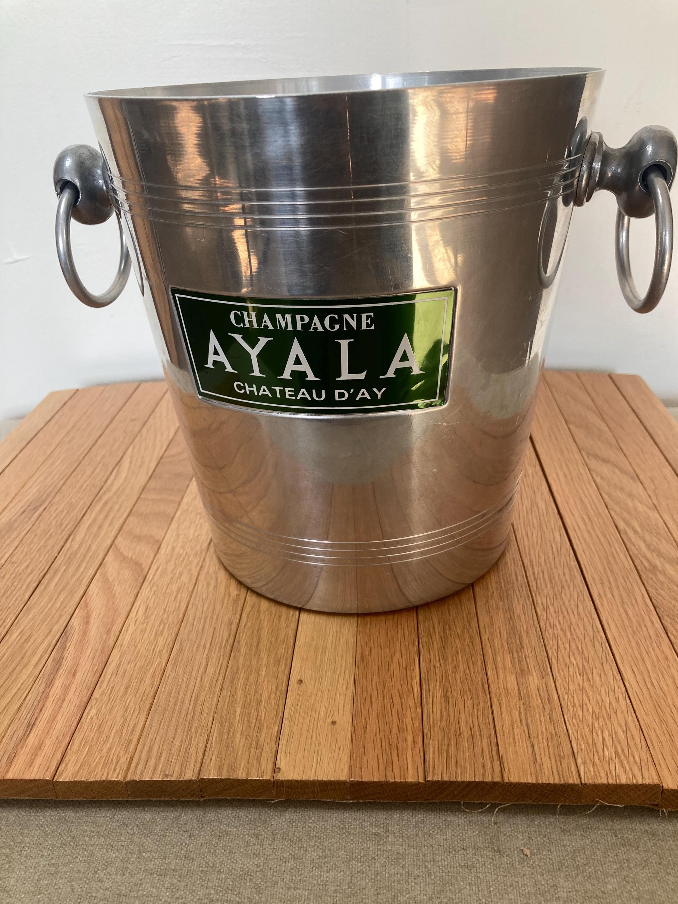 Eimer aus aluminium