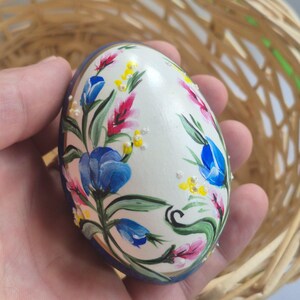 Handbemalte Ente Eierschale Pysanka - Rosa Blaue Blumenkunst, Ukrainische Folklore (ca. 7 cm)