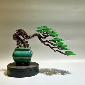 Bonsái de alambre de cobre, mini escultura de árbol / Aluminio de color, maceta de cerámica esmaltada, 17x25x14 cm