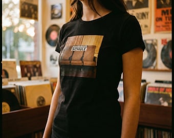 Hamburg School - T-shirt for everyone who feels it | flzlike.