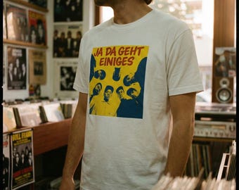 Yes, there's a lot going on - T-shirt for everyone who feels it | flzlike.