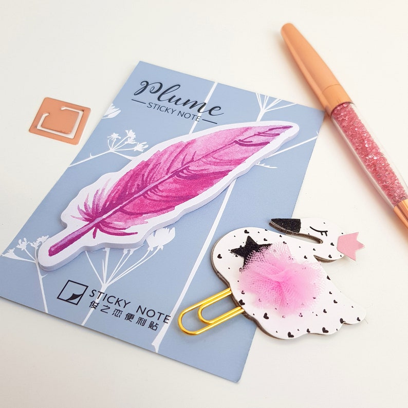 Pretty Pink Feather Sticky Notes