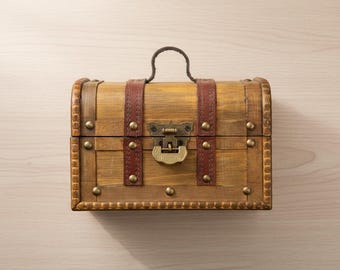 Kleine Vintage Holz Schatztruhe mit Griff, Rustikale Mini Aufbewahrungsbox, Erinnerungstruhe für Kinder Geburtstag Ostern Korb Alternative