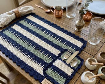 Festive Spike Stitch Crochet Placemat & Cutlery Pocket Set (PDF Pattern)