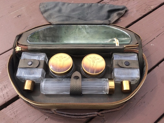 Vintage Travel Kit Dop Kit Made By Vanikit Toiletries Kit