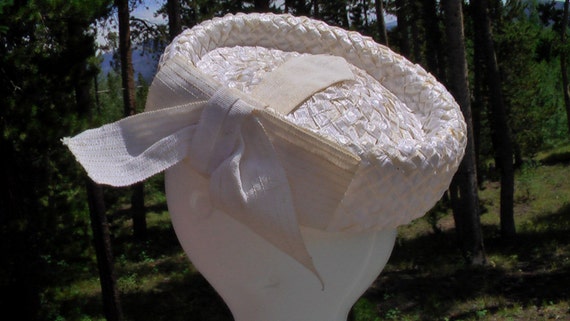 Vintage Cream Grosgrain Ribbon Cocktail Hat, Derb… - image 3