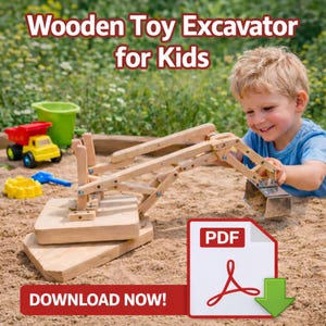 Könnte beinhalten: Ein Holzspielzeugbagger für Kinder. Das Bild zeigt ein Kind, das mit einem Holzbagger in einem Sandkasten spielt. Der Bagger ist aus hellem Holz gefertigt und hat eine Schaufel. Der Text "Wooden Toy Excavator for Kids" steht oben.