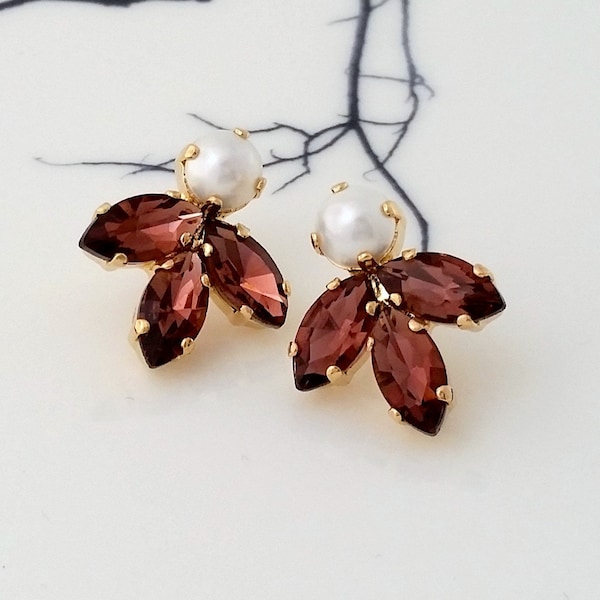 Burgundy earrings,Bridal earrings,Pearl burgundy earrings,Burgundy leaf earrings,bridesmaids gift,Burgundy crystal earrings,burgundy earring