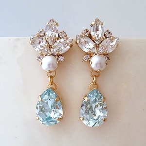 Aquamarine earrings, Bridal chandelier earrings,Light blue earrings,Light blue drop earrings,Aquamarine bridal earrings,Bridesmaids gift