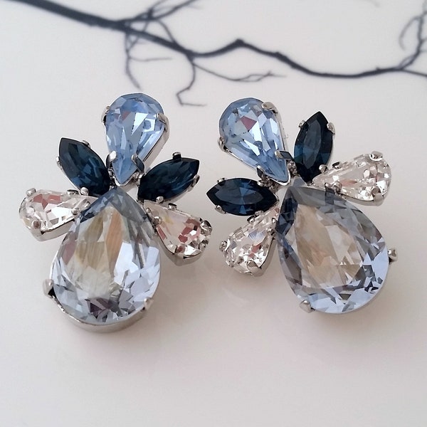 Blue earrings,Dusty blue earrings,Dusty blue bridal earrings,Dusty Blue wedding,Light blue earrings,Crystal earrings,Bridesmaids gift