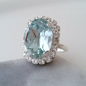 Aquamarine ring,Ice blue ring,Aquamarine Cocktail ring,March birthstone ring, ring,Oval aquamarine ring,Light blue,Something blue