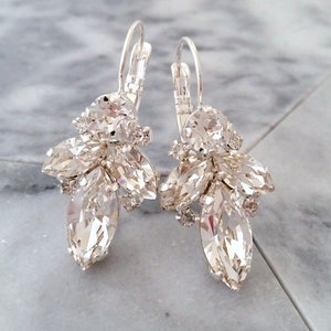 Bridal earrings,Bridal earrings drop,Clear crystal earrings,Bridal earrings silver,Bridesmaid gift,Petite earrings,Vintage Bridal earrings