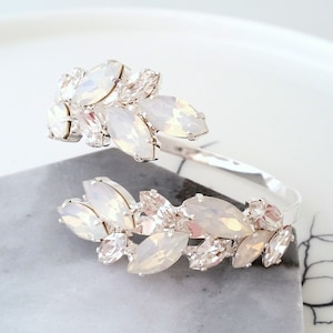 Bridal bracelet, Opal bracelet, White opal crystal bracelet,Opal birthstone, Cuff bracelet, Bridemsids gift, Wedding jewlery, Gold or Silver
