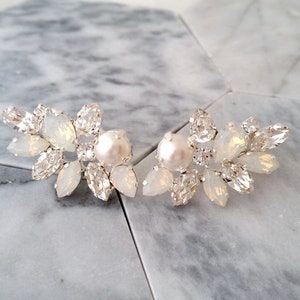 Climbing Earrings,Bridal climbing Earrings pearl,Crystal Ear Crawlers,pearl earrings,Crystal Earrings,Bridal pearl Earrings,Ear Cuff