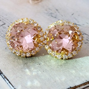 Blush earrings,blush pink stud earrings,blush pink bridal earrings,blush pink bridesmaid earrings,crystal studs,Crystal,halo earrings
