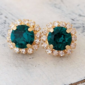 Emerald earrings,emerald green stud earring,emerald bridal earring,emerald bridesmaids earring,crystal stud earrings,Crystal earring,studs