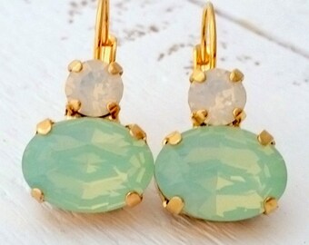 Mint drop earrings, Mint bridal earrings, Mint bridesmaids earrings,Mint opal Dangle earrings,Crystal earrings,Gold earrings,Mint wedding