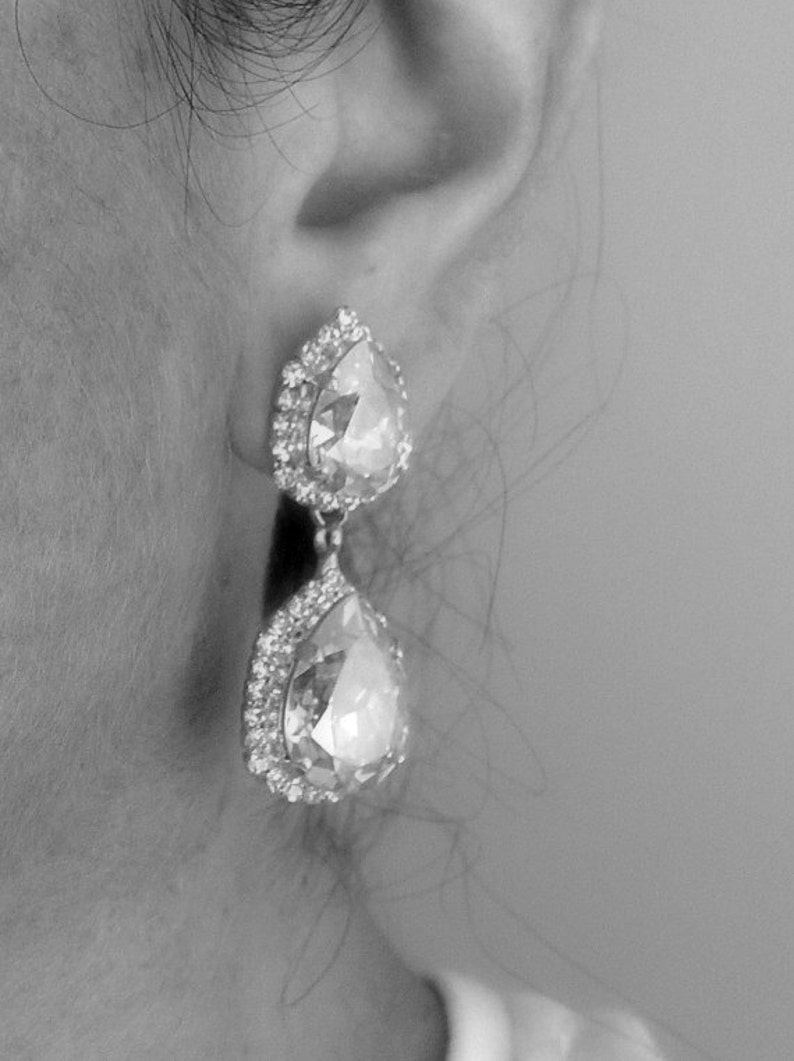 Hot pink earrings,Pink earrings,Fuchsia earrings,Purple earrings,Chandelier earrings,earrings,Bridal earrings,Weddings jewelry,Pink jewlery