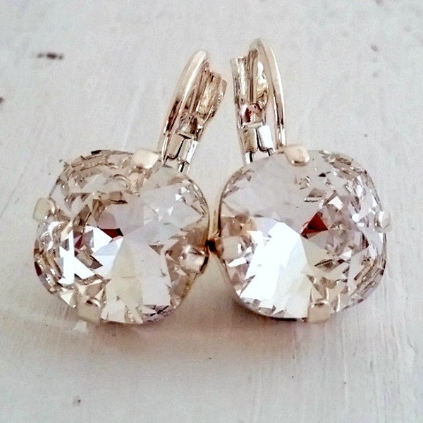 Clear crystal earrings,clear crystal drop earrings,crystal Bridal earrings,crystal bridesmaid earrings,Crystal earrings,white wedding