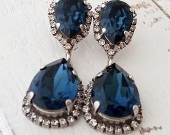 Navy blue earrings,Navy blue chandelier earrings,Sapphire earrings,navy blue bridal earrings,blue bridesmaid gift,Crystal earrings