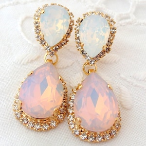 Pink opal earings,White opal earrings,chandelier earrings,pink earrings,bridal earrings,bridesmaid earring,Dangle earring,Crystal,earrings