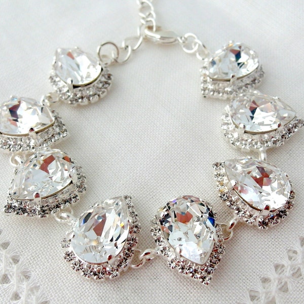 White clear teardrop crystal bracelet, Bridal bracelet, Bridesmaids gift, Tennis bracelet, estate style jewelry, Silver or gold