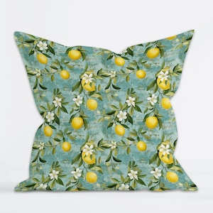 Wasserdichter Kissenbezug für den Außenbereich - mediterranes Zitronen-Olive-Fliesenmuster