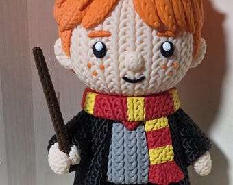 Knitted-Style Wizard Figure – 3D Printed Collectible, Red Hair, Wand, Scarf (4" or 8")