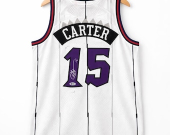 Hand Signed Autographed Raptors team Vince Carter Beckett COA