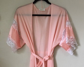 Vintage 1960s Robe Loungewear Shannon Lee NY Nylon Glam Belted Posh peachy pink Wide Bell Short Sleeves size XS/S Decadencefashion