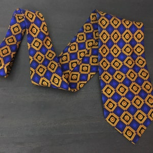 Vintage 1990s Necktie Wide Silk Posh Glam Gold Blue Italy Haute-Couture Designer Suit Accessory Decadencefashion Menswear