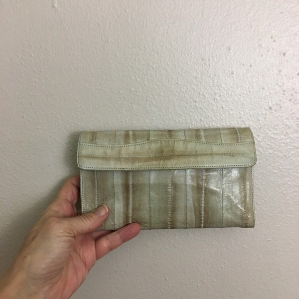 Vintage 80s 90s Wallet Mod Rectangular Billfold Eel Skin Multi Pocket Cash Organizer Decadencefashion Womens