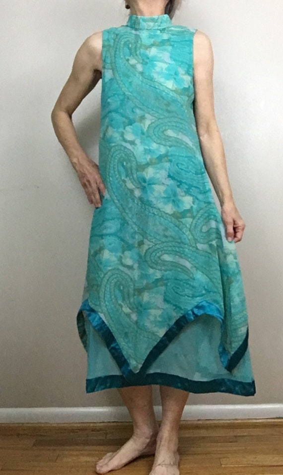 Vintage 1970s Dress Mod Blue Silk Crepe Summer Dou