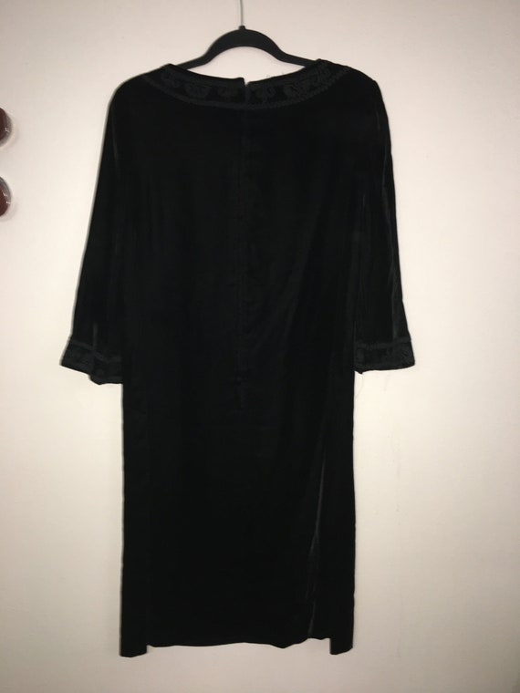 Folkart Feeling 1970s Kent Originals Rick Rack & gold Metallic Detail Applique Dress