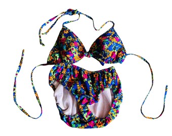 Vintage 1960's Psychedelic Hawaiian Flower Mod Hippie Bikini