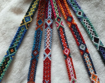 mini bracelet ethnique , bracelet d'amitié