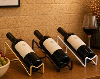 Flaschen-Weinregal, industrieller Eisen-Weinhalter, Arbeitsplatten-Flaschenanzeige, minimalistische Hausbar-Dekor, Wein-Liebhaber-Geschenk, Küchentheke