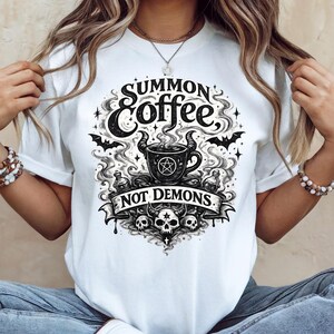 Koffein, inte demoner, häxig humor, koffein, estetik, häxig humor, häxig humor