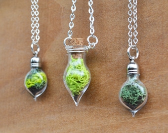 Terrarium Moss Necklace, Spring Jewelry for Her Him, Green Moss Necklace, Moss Forest Nature Inspired Necklace, Unique Birthday Gift Ideas