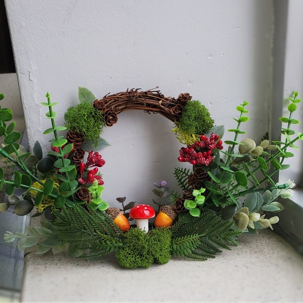 Woodland Mushroom Wreath, Small Moss Mushrooms and Fern Wreath Decor, Grapevine Mushroom Wreath Nature Lover,