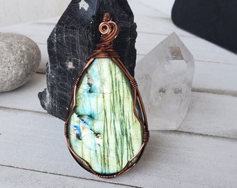 Spring Jewelry Large Labradorite Necklace, Mother's Day Boho Jewelry,  Big Crystals for Women, Wire Wrap Layering Statement Necklace Her