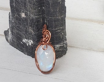 Small Moonstone Necklace, Copper Handcrafted Wire Wrap Pendant Necklace, Mothers Day Gift, Small Moonstone Necklace, Simple Wire Necklace